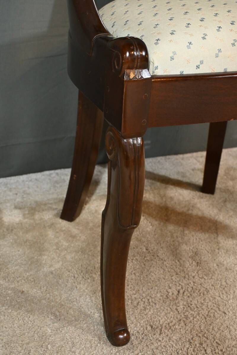 Set of 4 Gondola Chairs in Mahogany, Restoration period – Part 1, 19th century