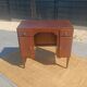 Bureau vintage artisanal en bois