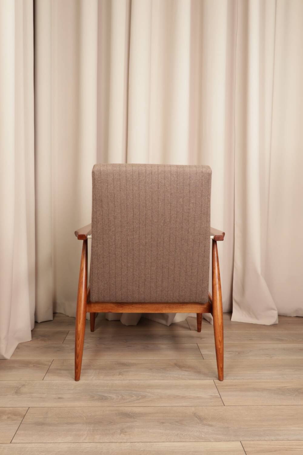 Scandinavian armchair in natural wool by H.Lis
