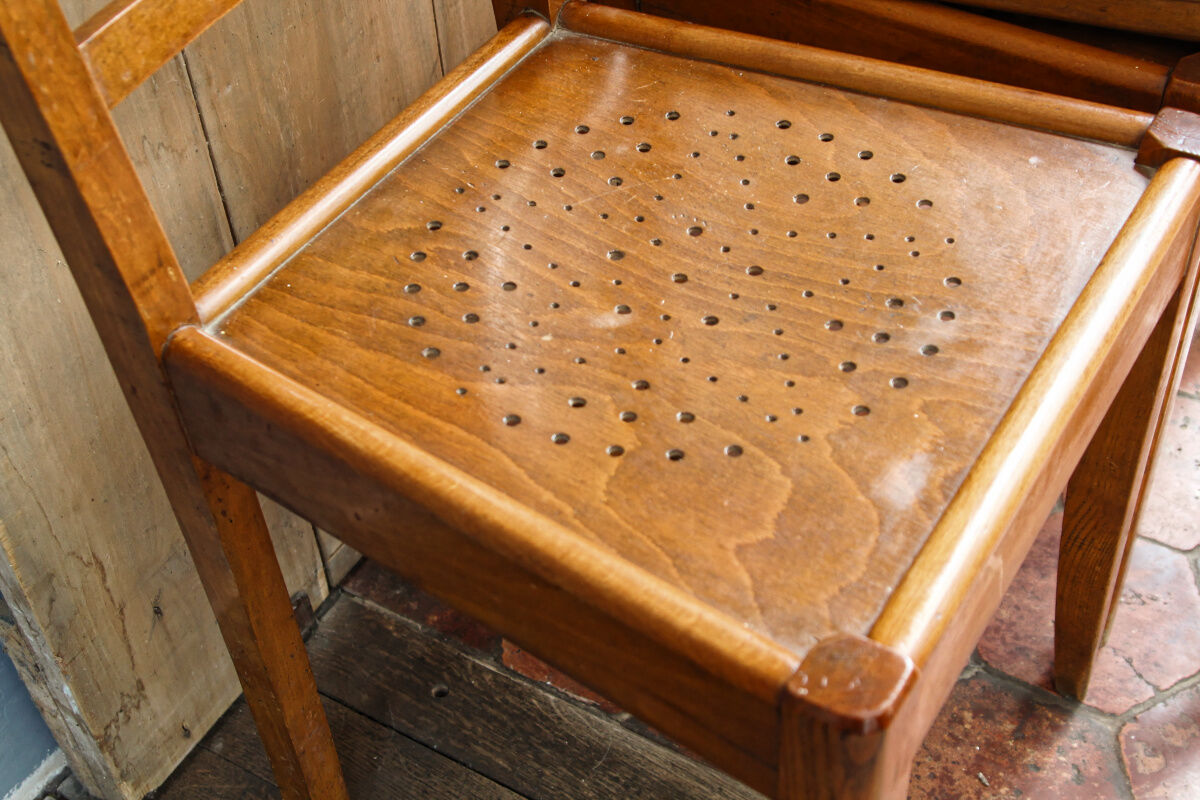 Set of 4 chairs period Reconstruction, solid wood