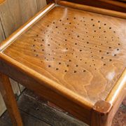 Lot de 4 chaises période Reconstruction bois massif