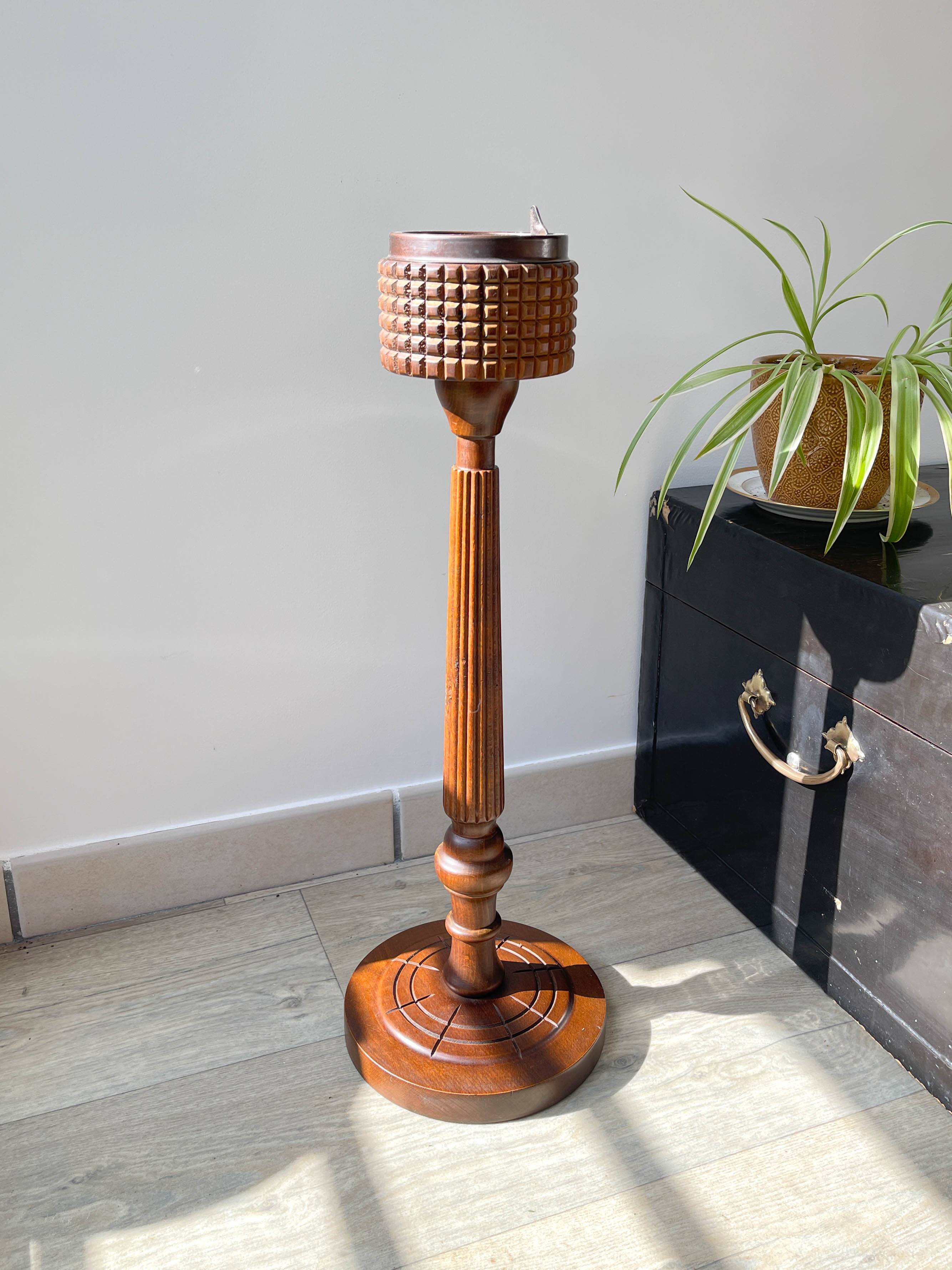 Vintage carved wooden pedestal ashtray