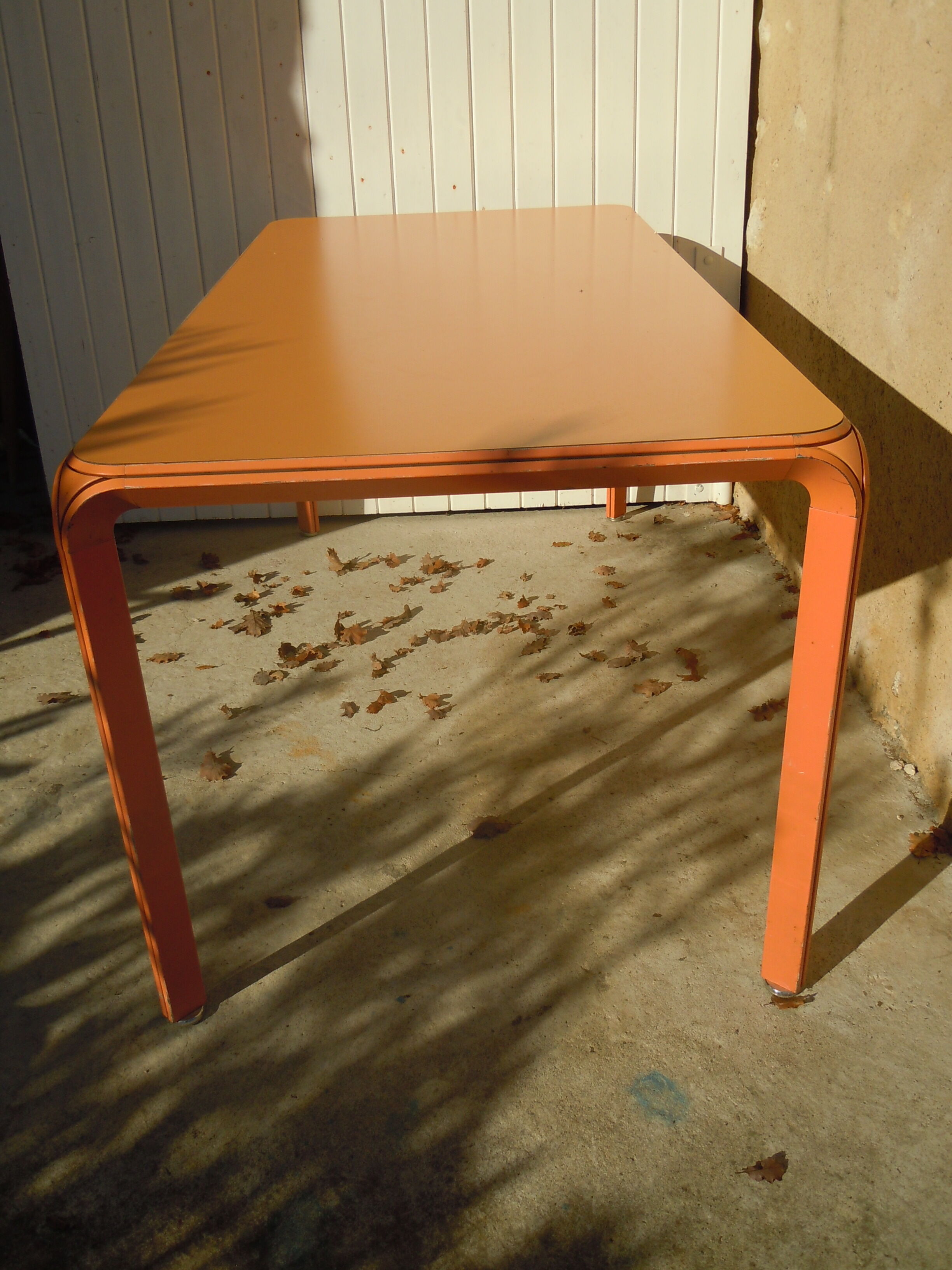 Dassas Pierre Paulin lar table vintage design 1973