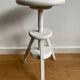 Tabouret d'architecte à vis en bois blanc