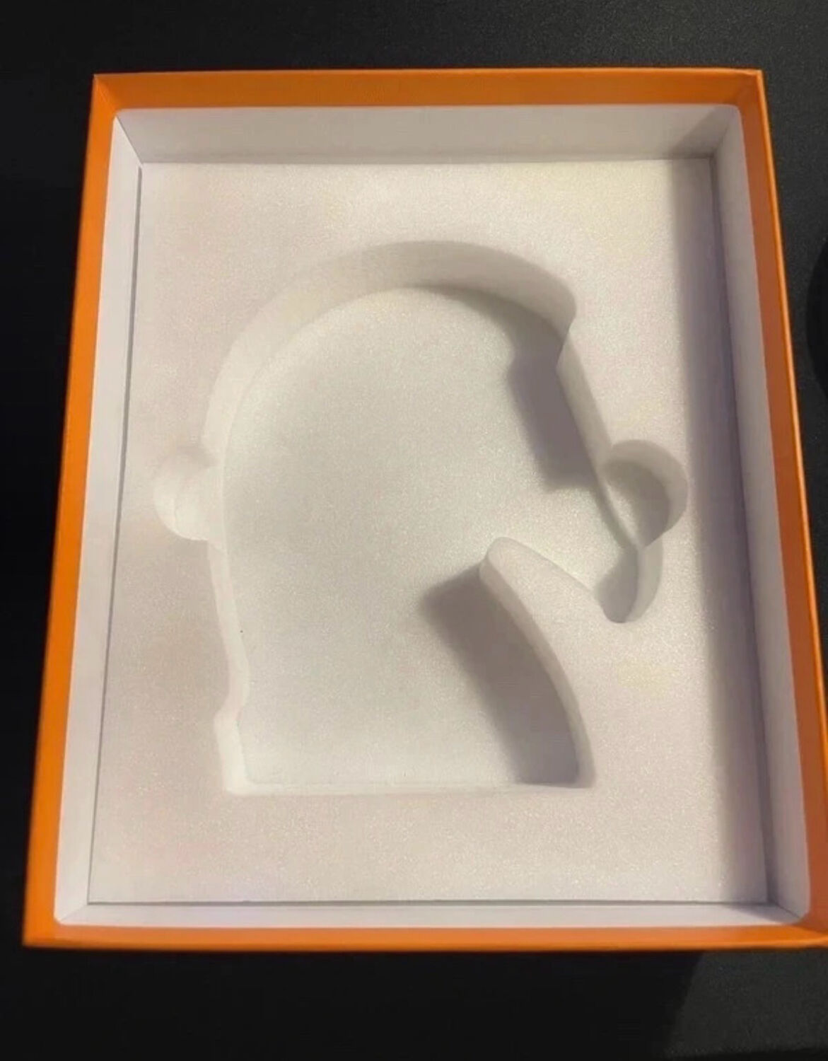 Samarcande Sculpture Hermès in Solid Wood – Decorative Collectible Item