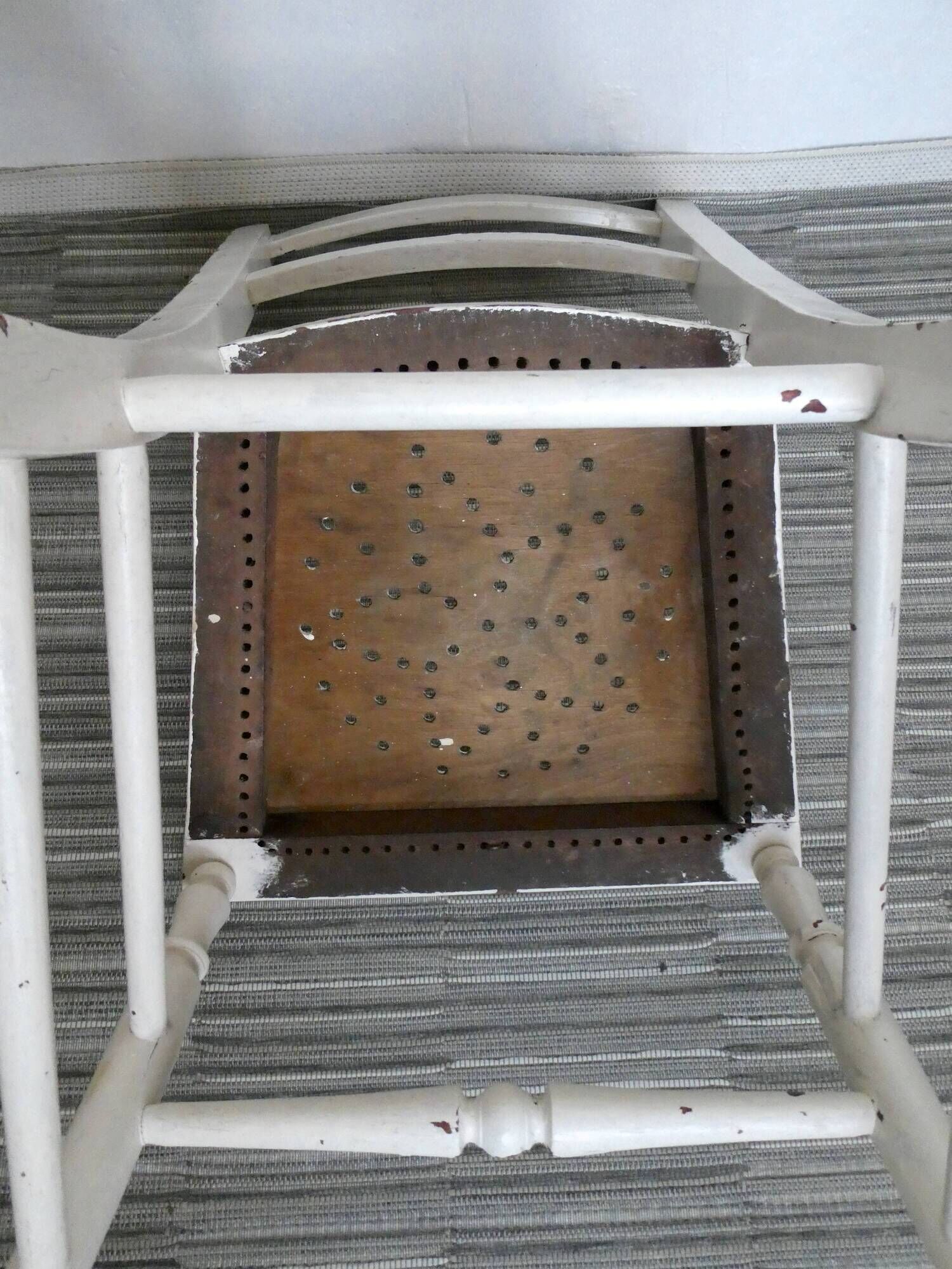 Wooden chair with star decoration, original patina