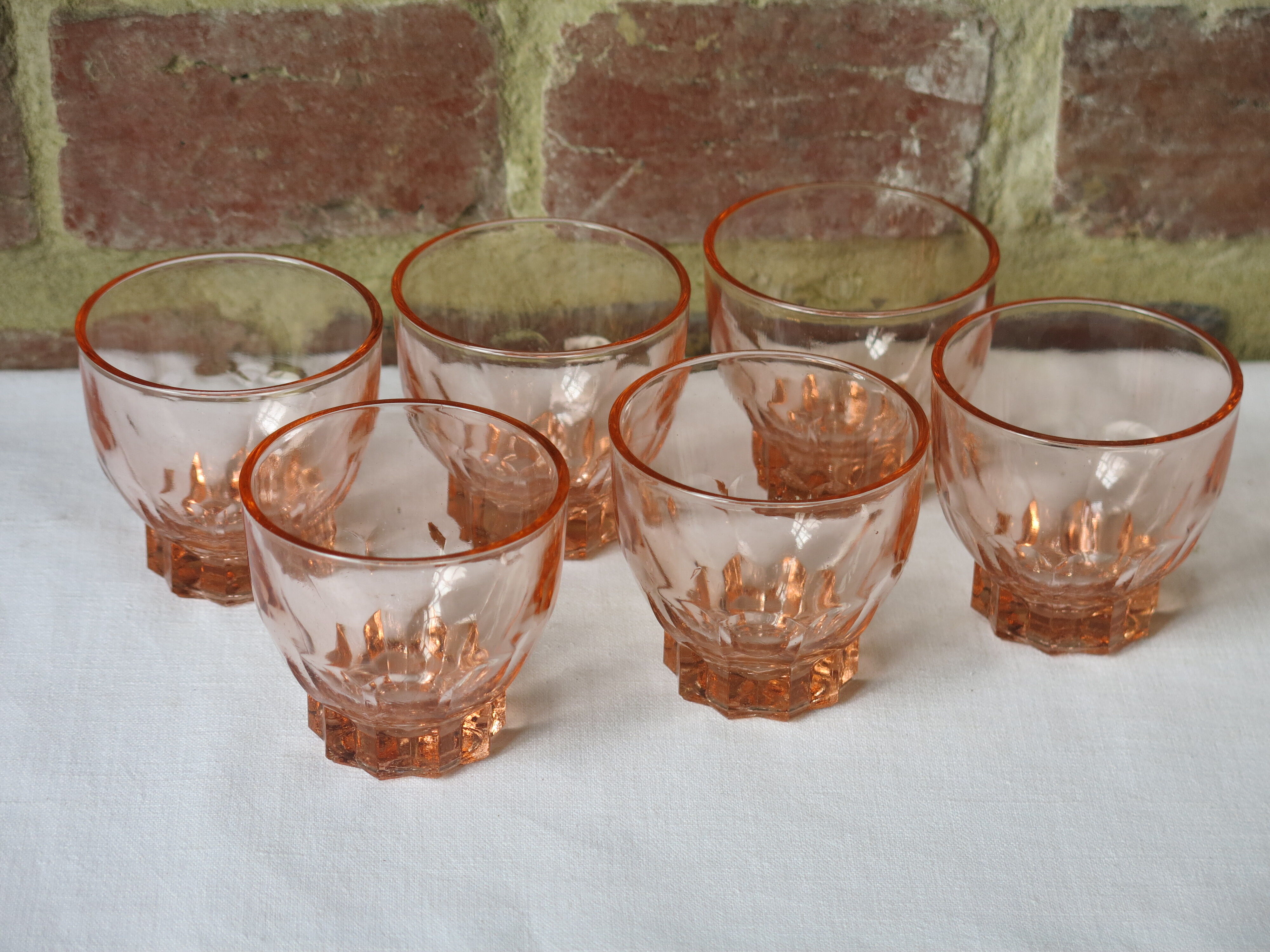 6 vintage pink glasses