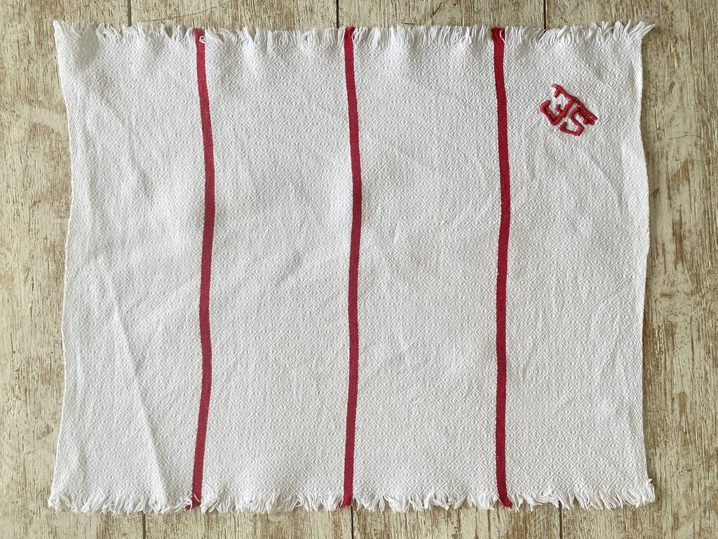 Set of antique tablecloths and 6 embroidered napkins SE - 140x125cm - cotton