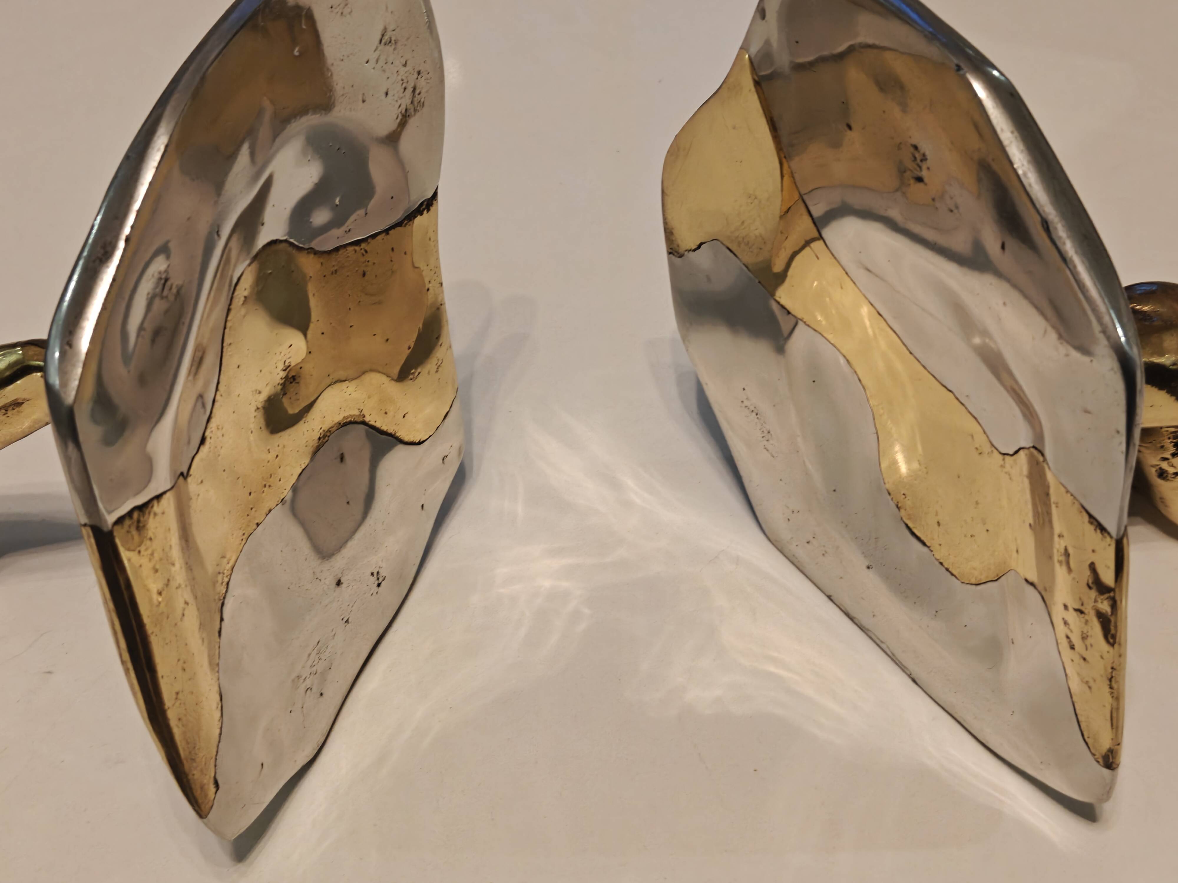 Serre-livres brutalistes David Marshall