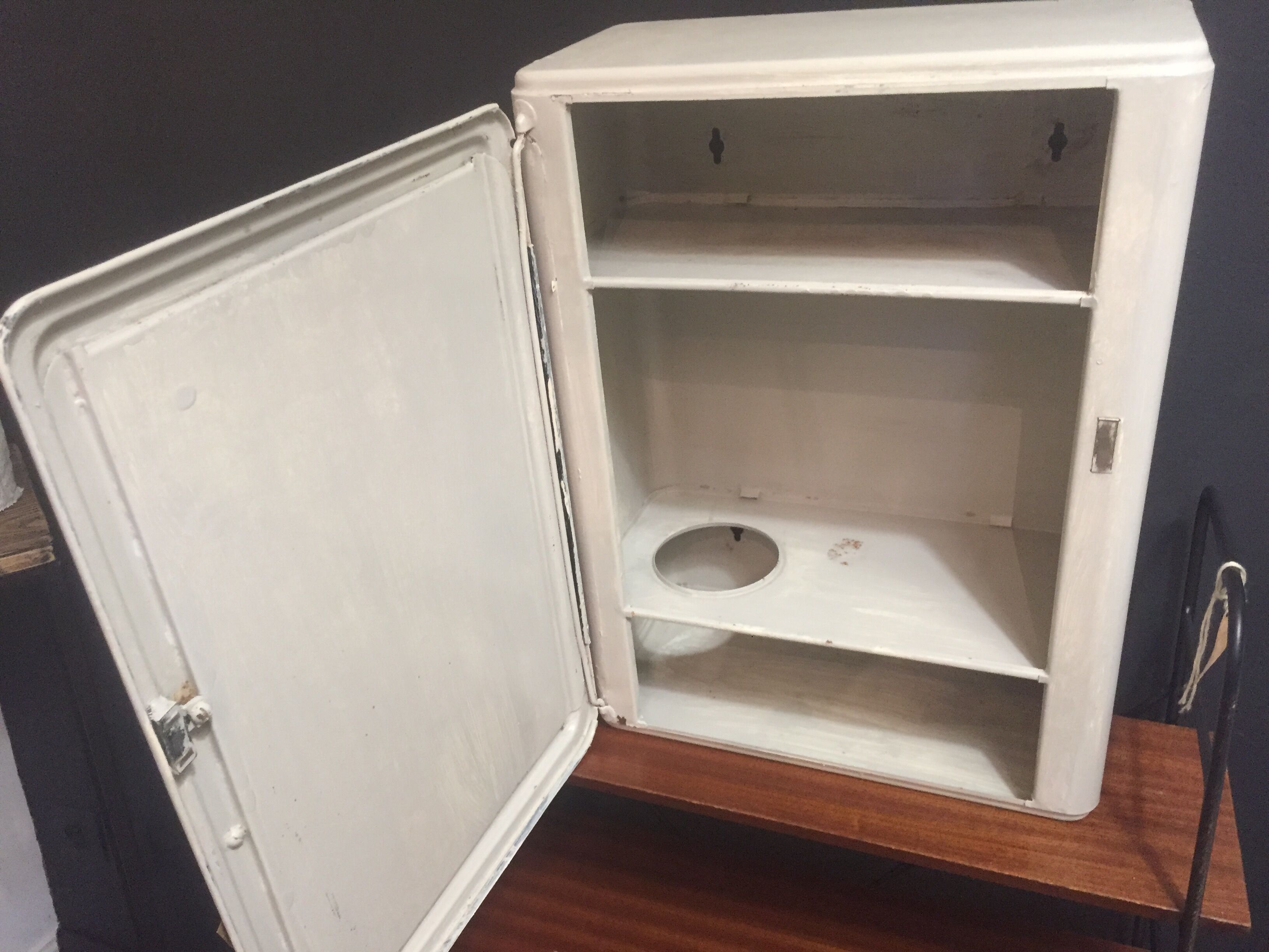 Armoire de toilette