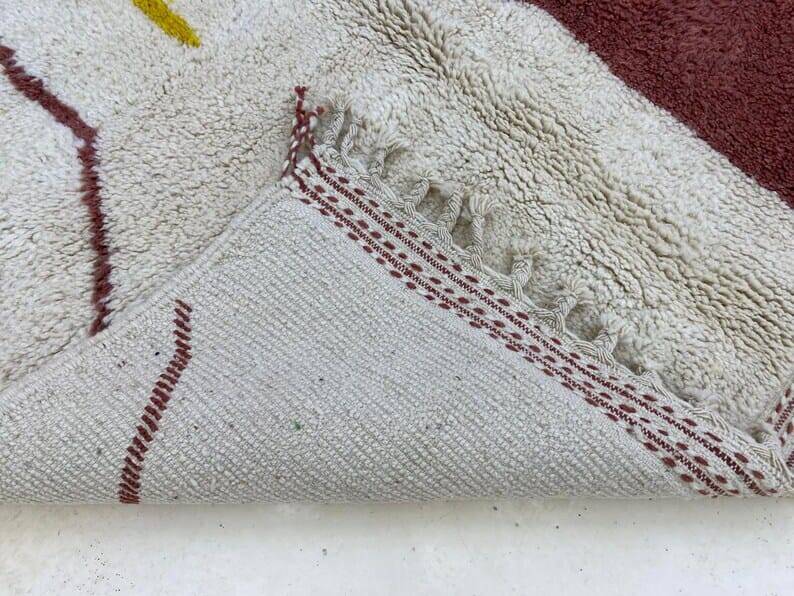 Tapis en laine pure fait main traditionnelle taille 2/3 m