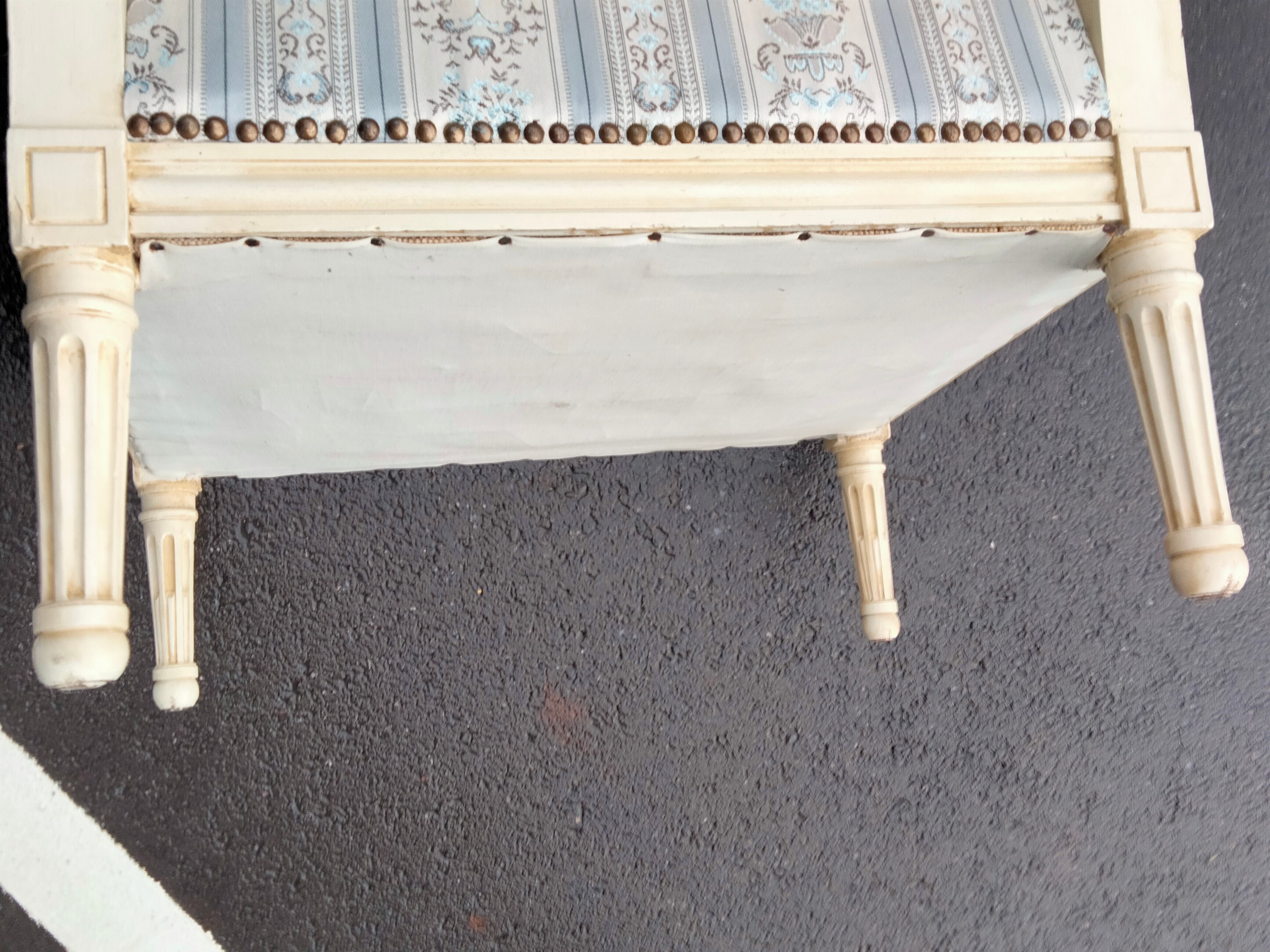 Paire de bergères fauteuils ancien style louis xvi vintage