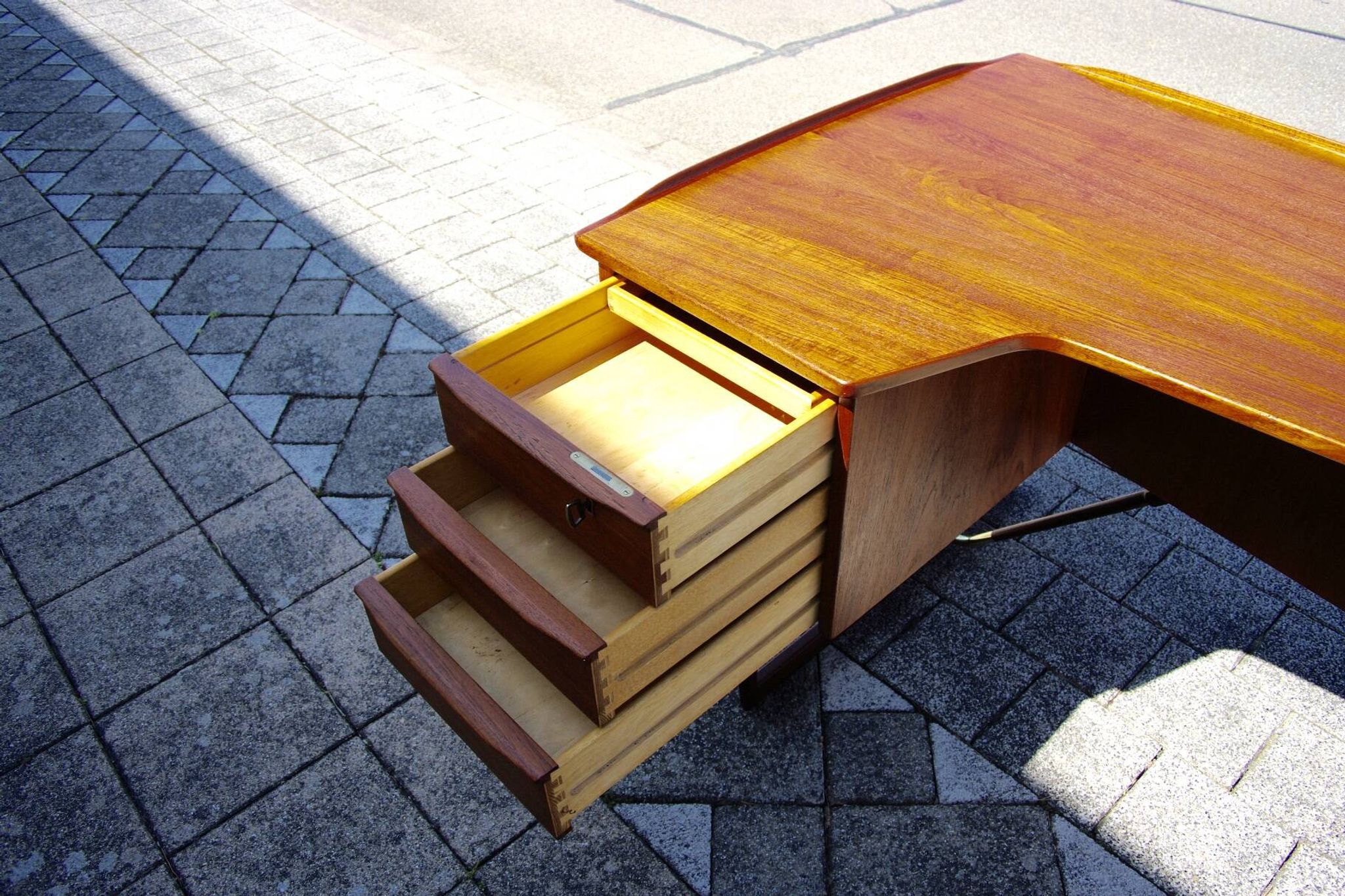 Vintage boomrang desk by peter lovig nielsen 1960s