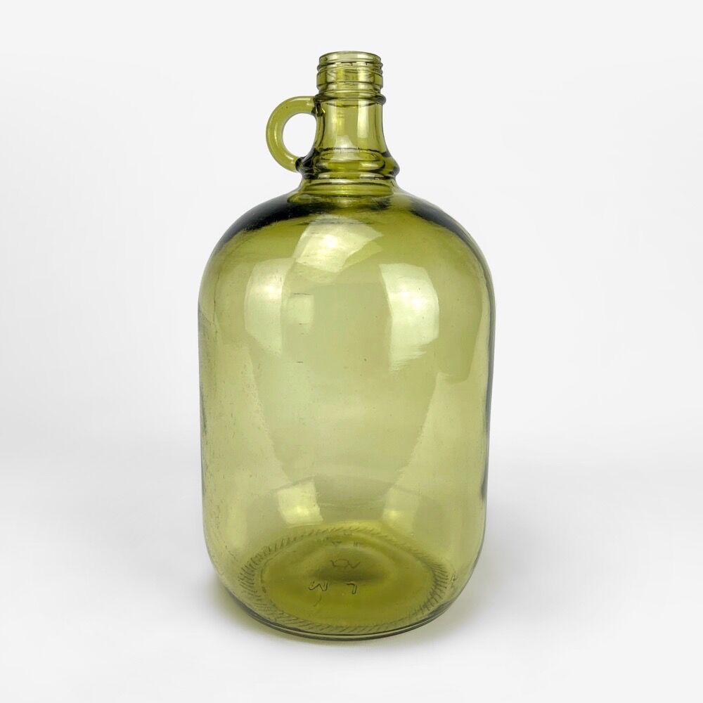 Bottle with handle 4 liters almond green
