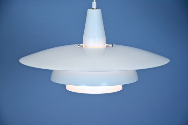 Lampe suspendue danoise en blanc, années 1970