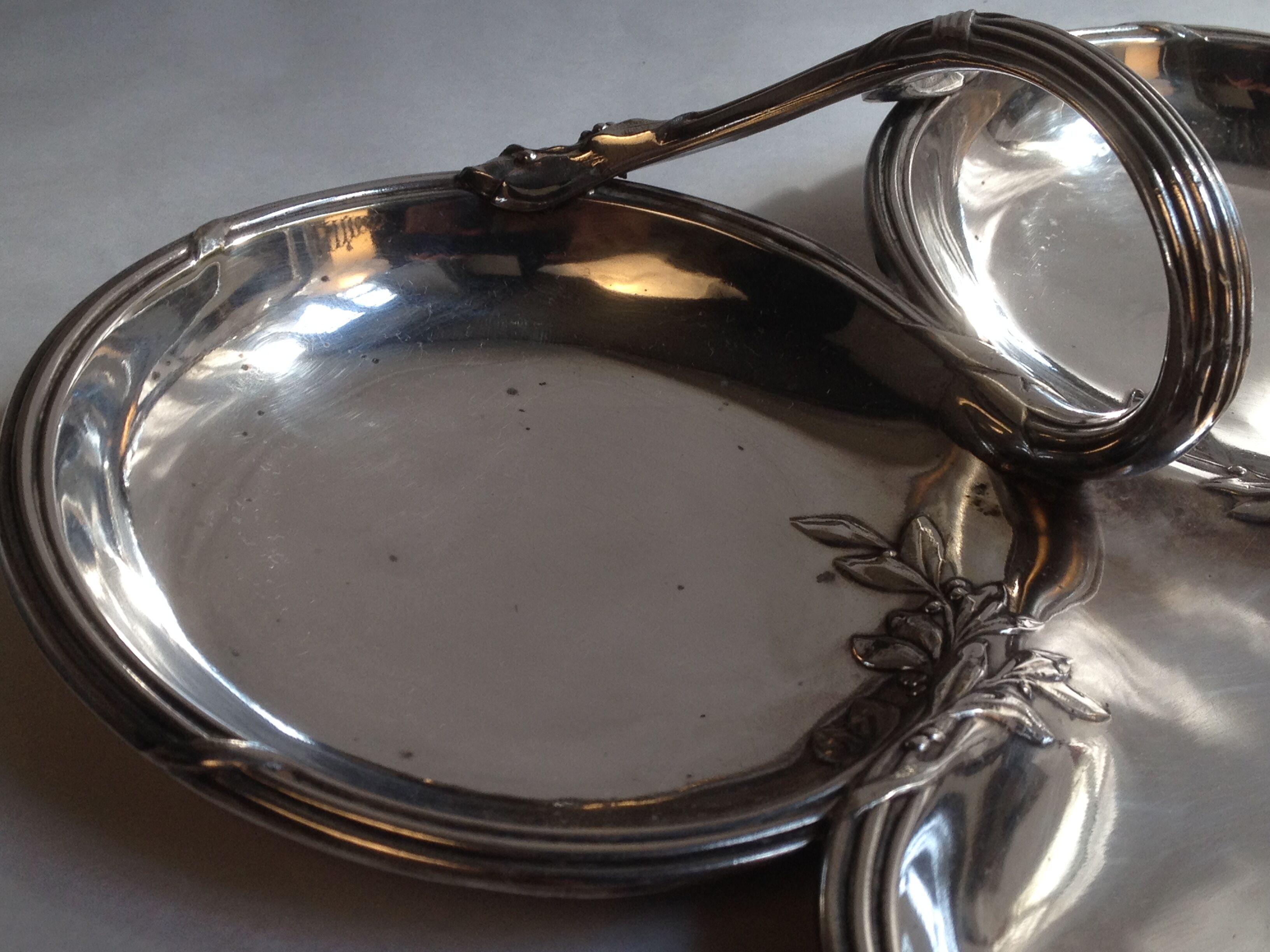 Serving dish in silver metal from the brand Gallia/Christofle