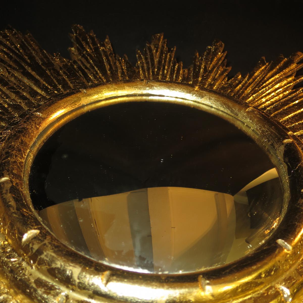 Large curved Sun 78cm mirror