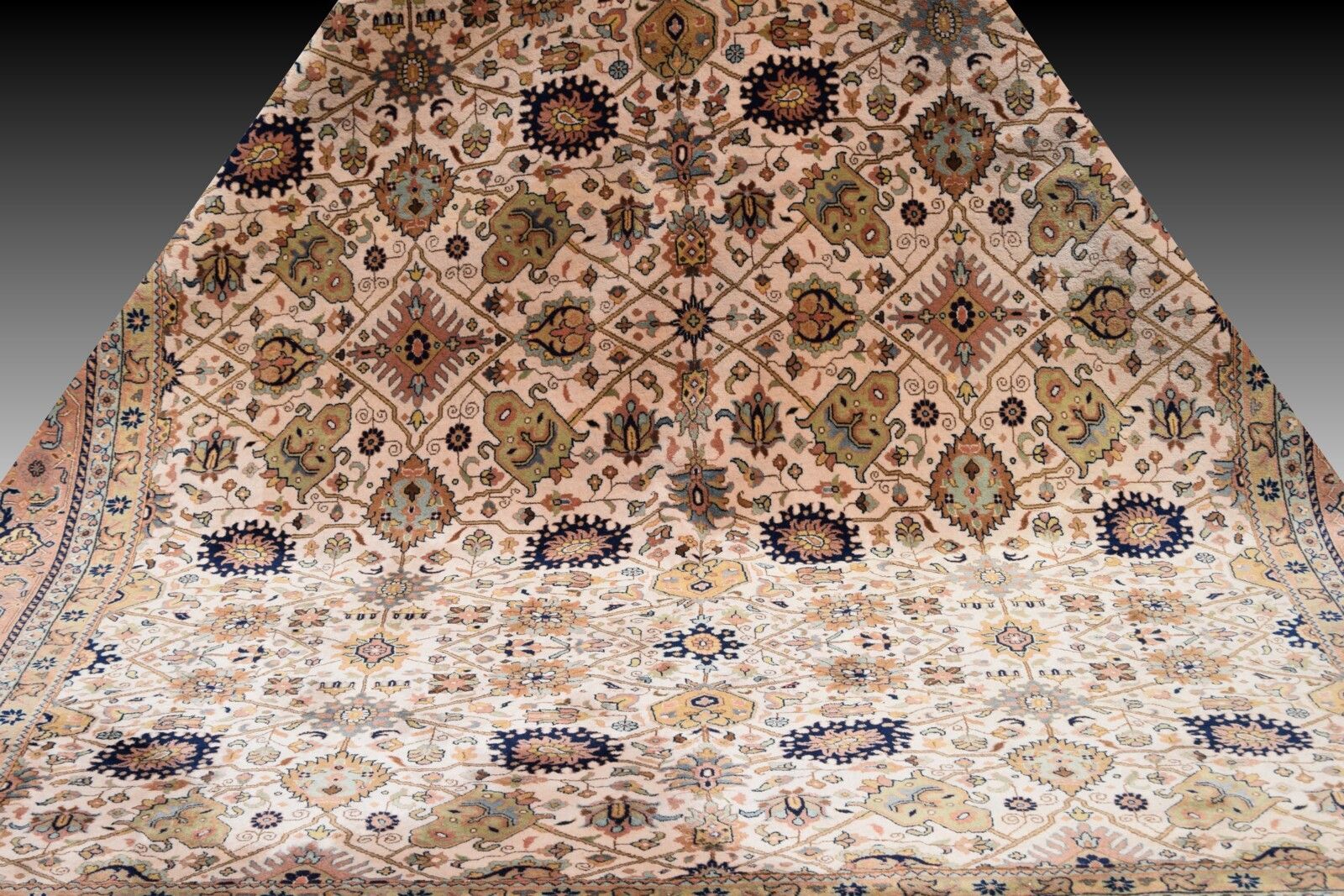 Oriental carpet Punjab: 2.50 x 3.50 metres - "Galerie Sardje"