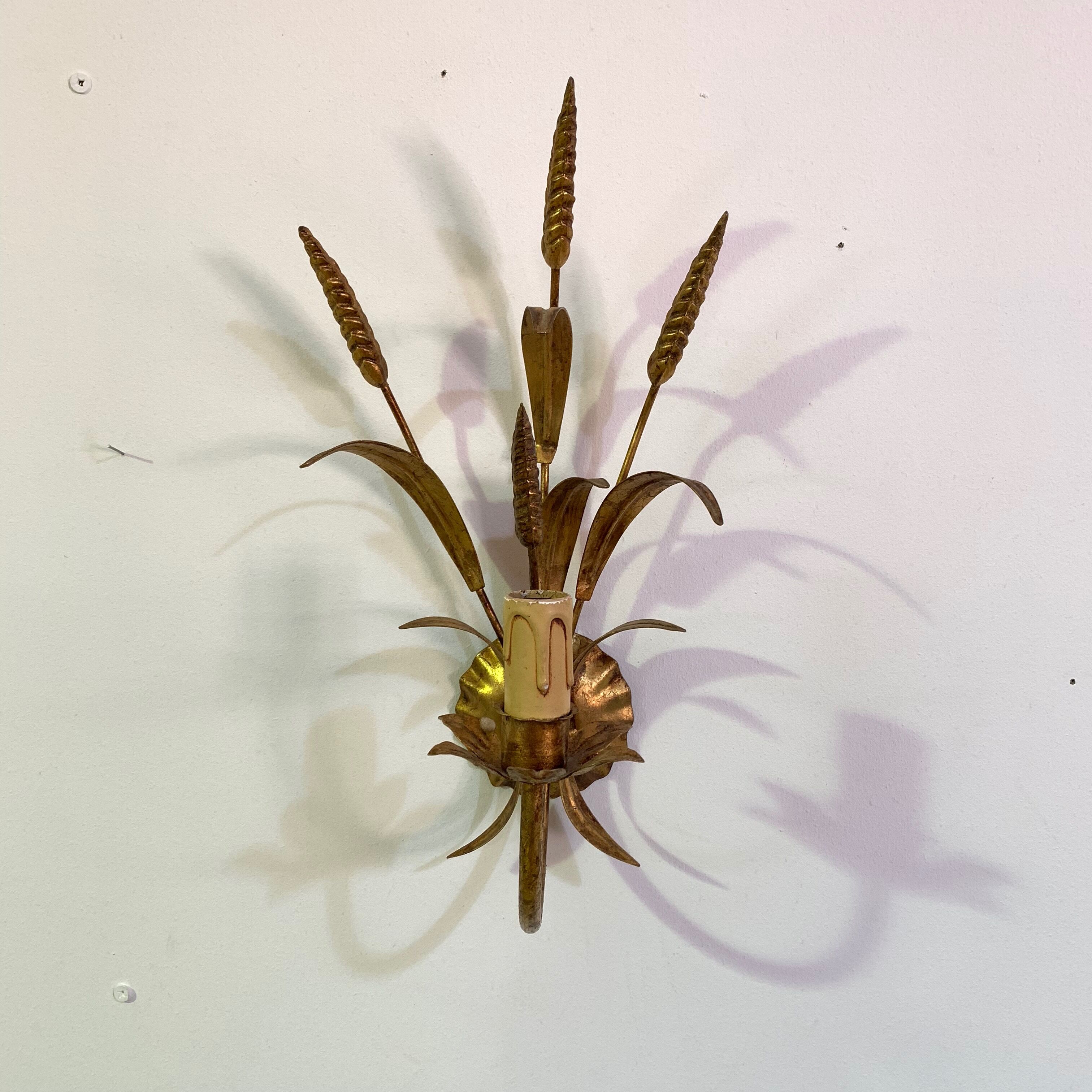 Golden vintage wall lamp