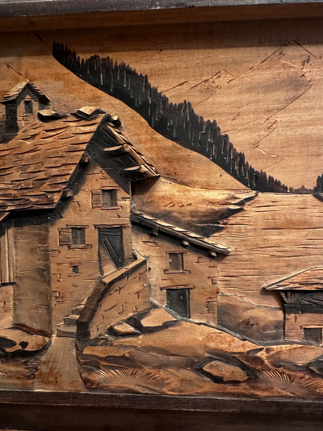 Tableau Alpin vintage années 50 - Sculpté et Pyrogravé - Ambiance Chal