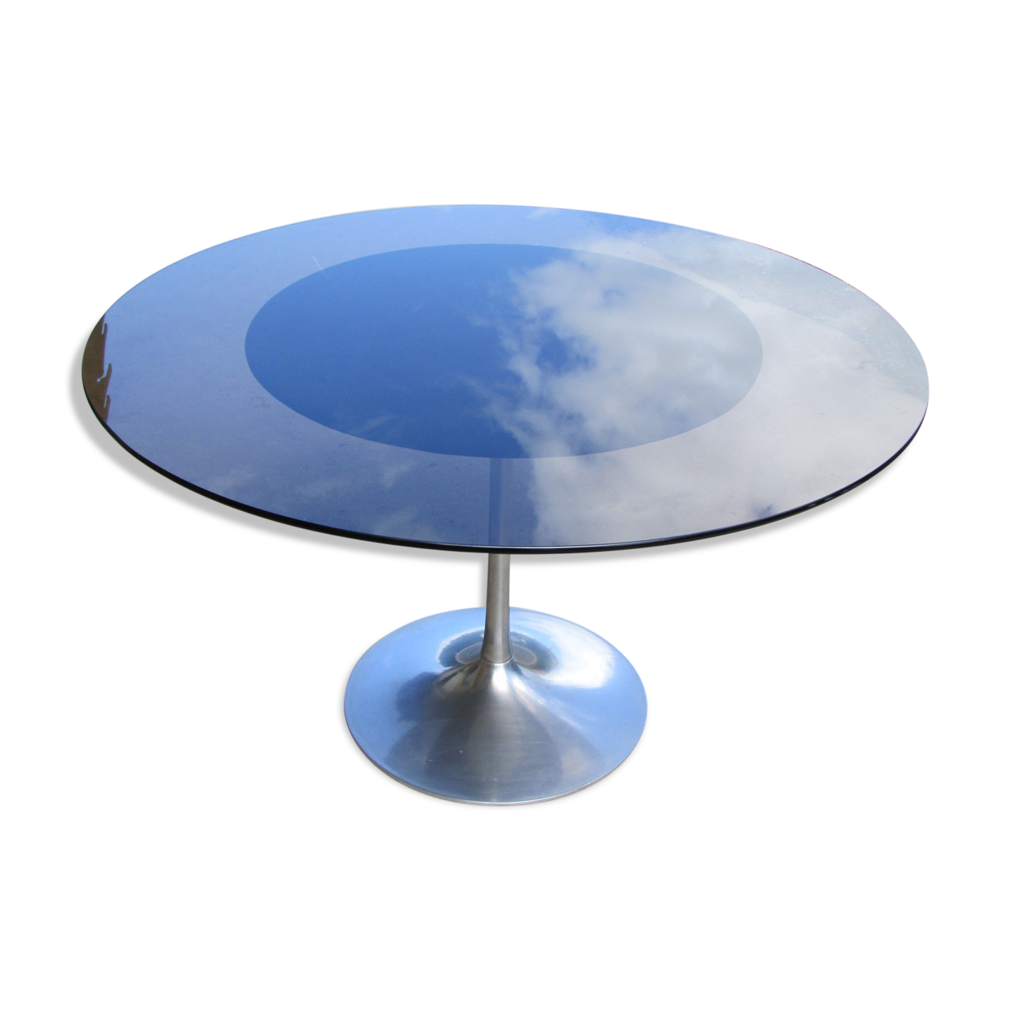 Table ronde pied tulipe design