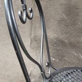 Chaise en fer forgé gris foncé