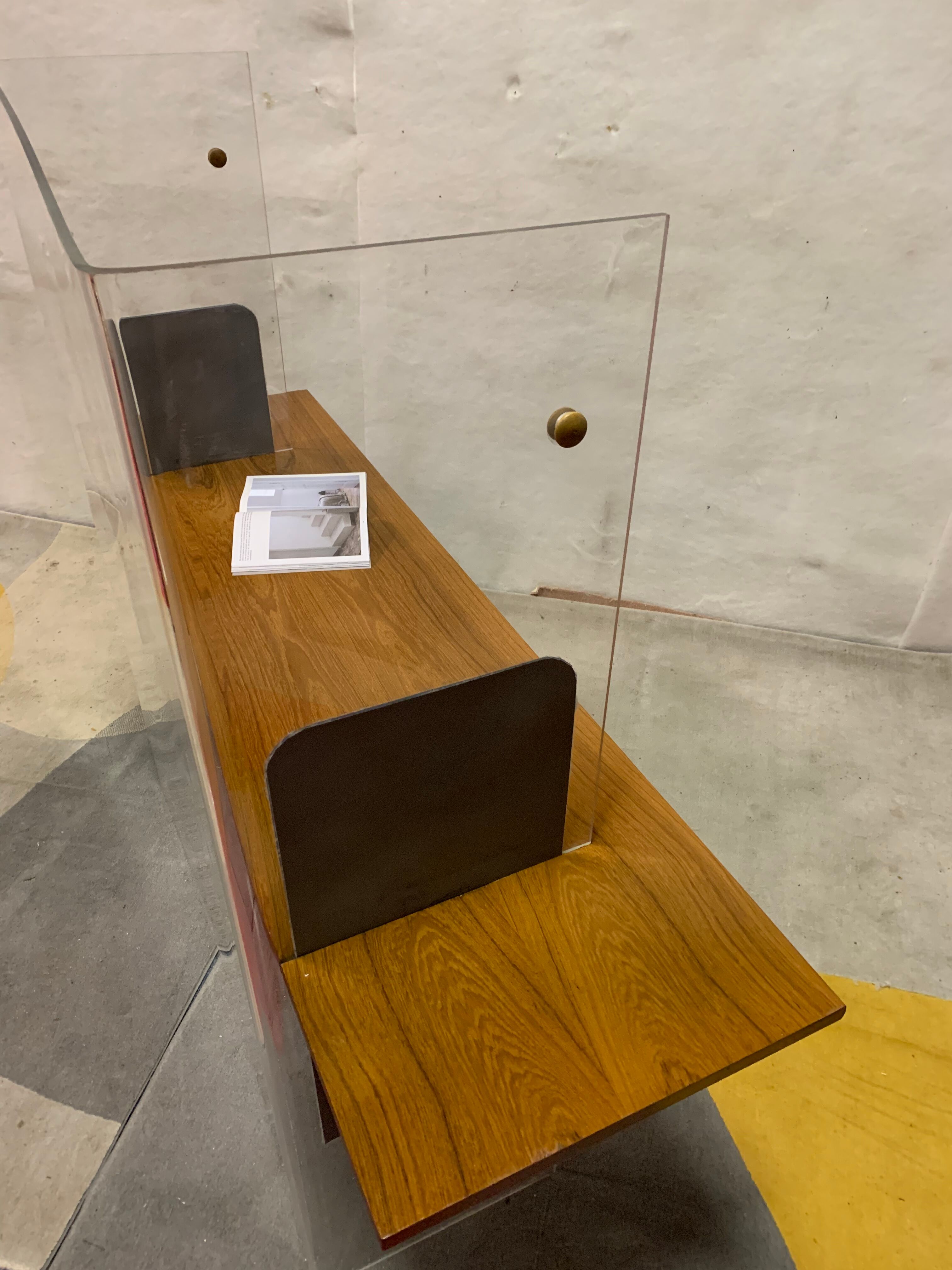 Bureau space age roomdivider 1980