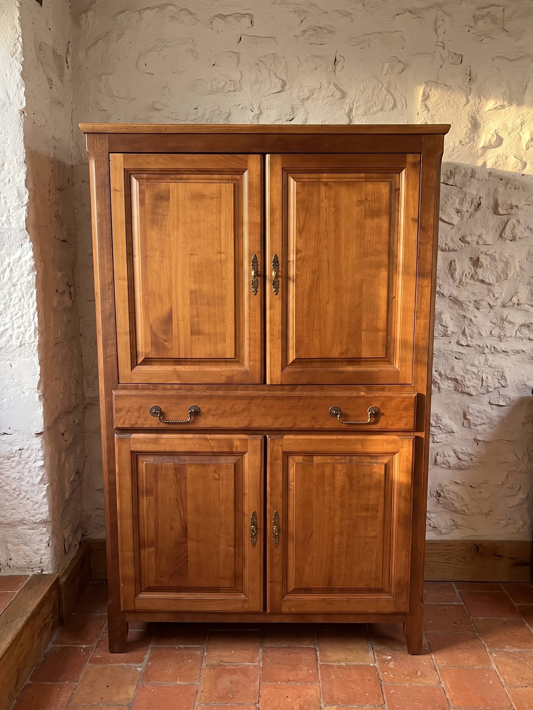 Armoire Meuble TV en bois massif