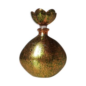 Perfume bottle