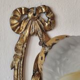 Ancienne applique murale en laiton doré  et tulipe en verre