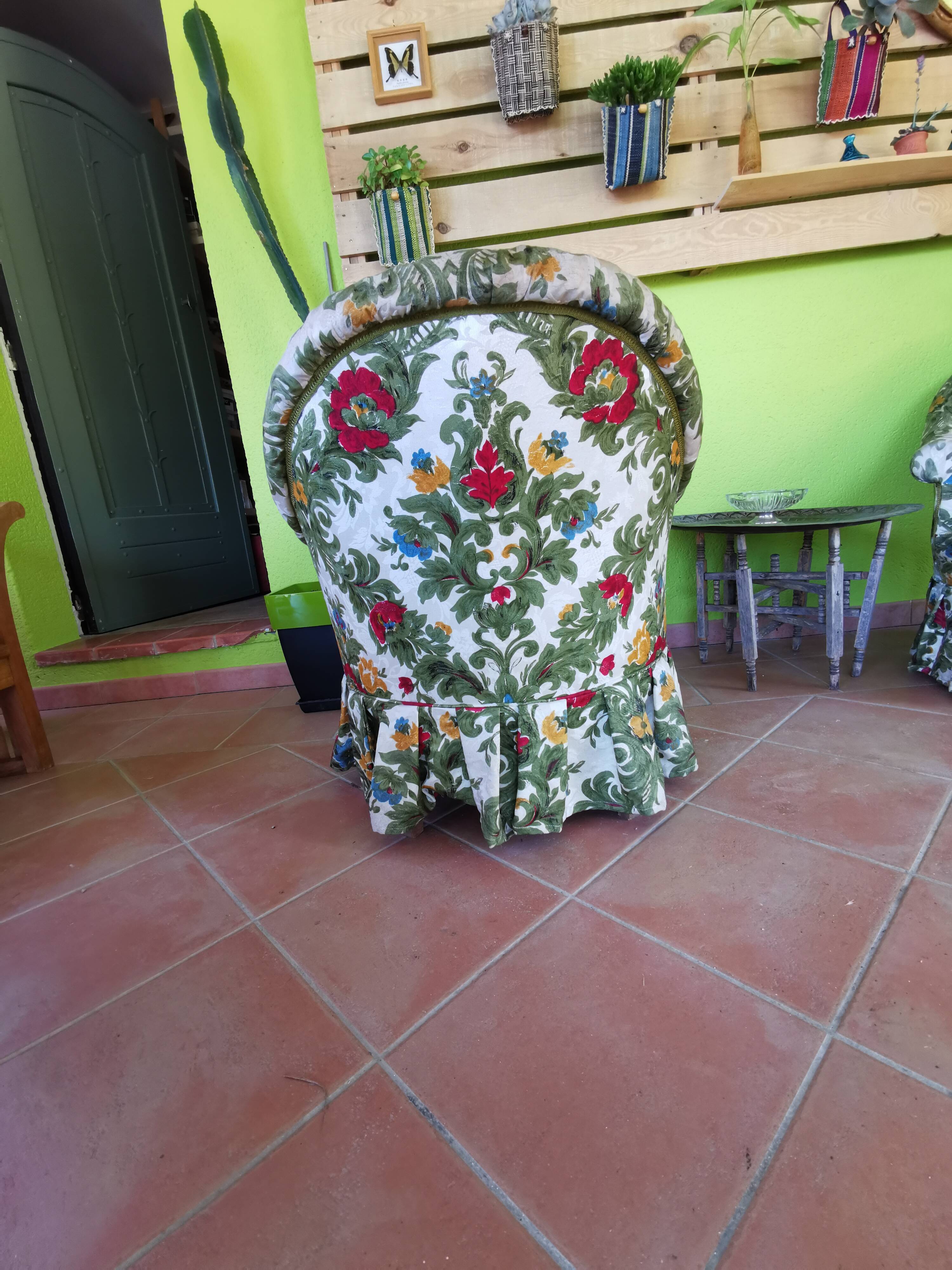 Pair of armchair toad flower fabric