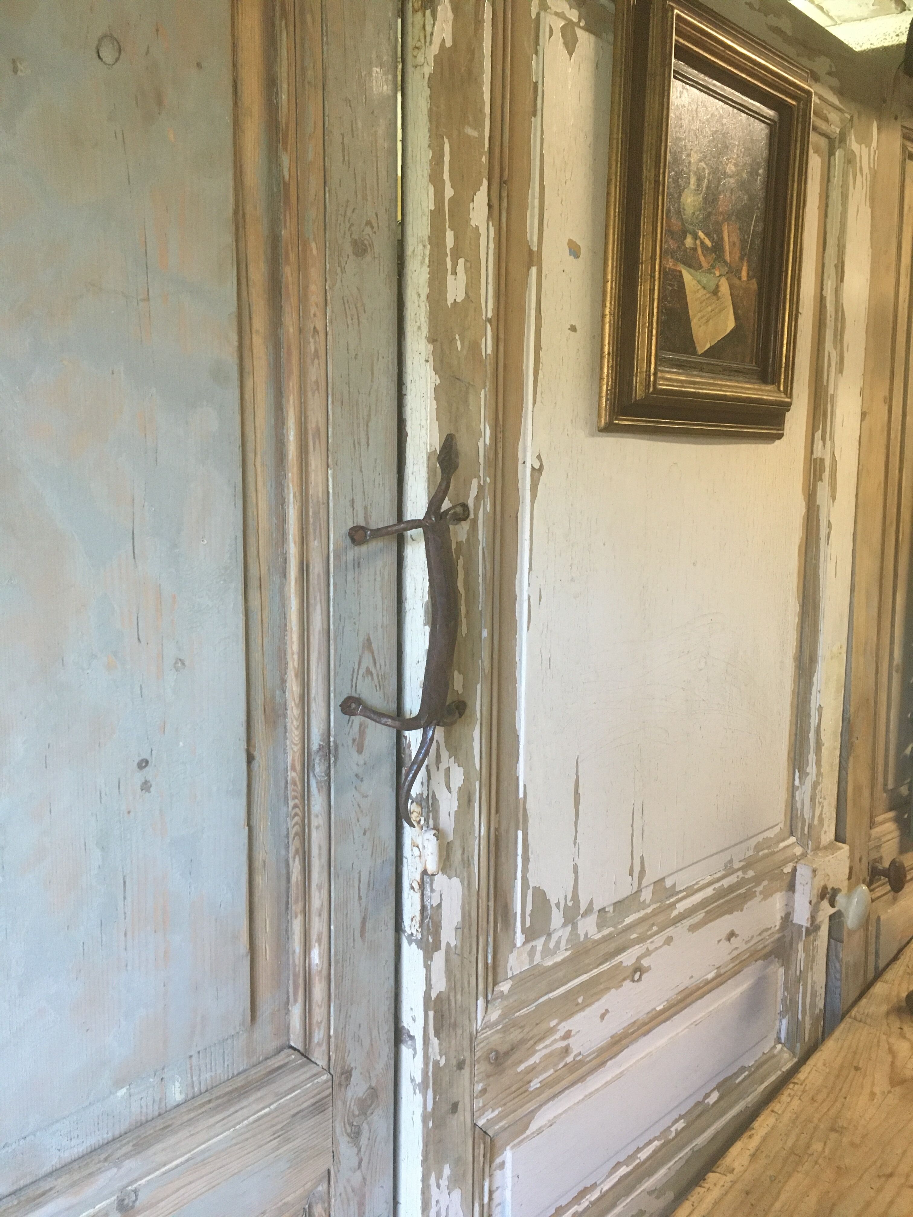 Door handles "Lizards" in handcrafted recycled wrought iron