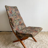 Upholstered recliner chair