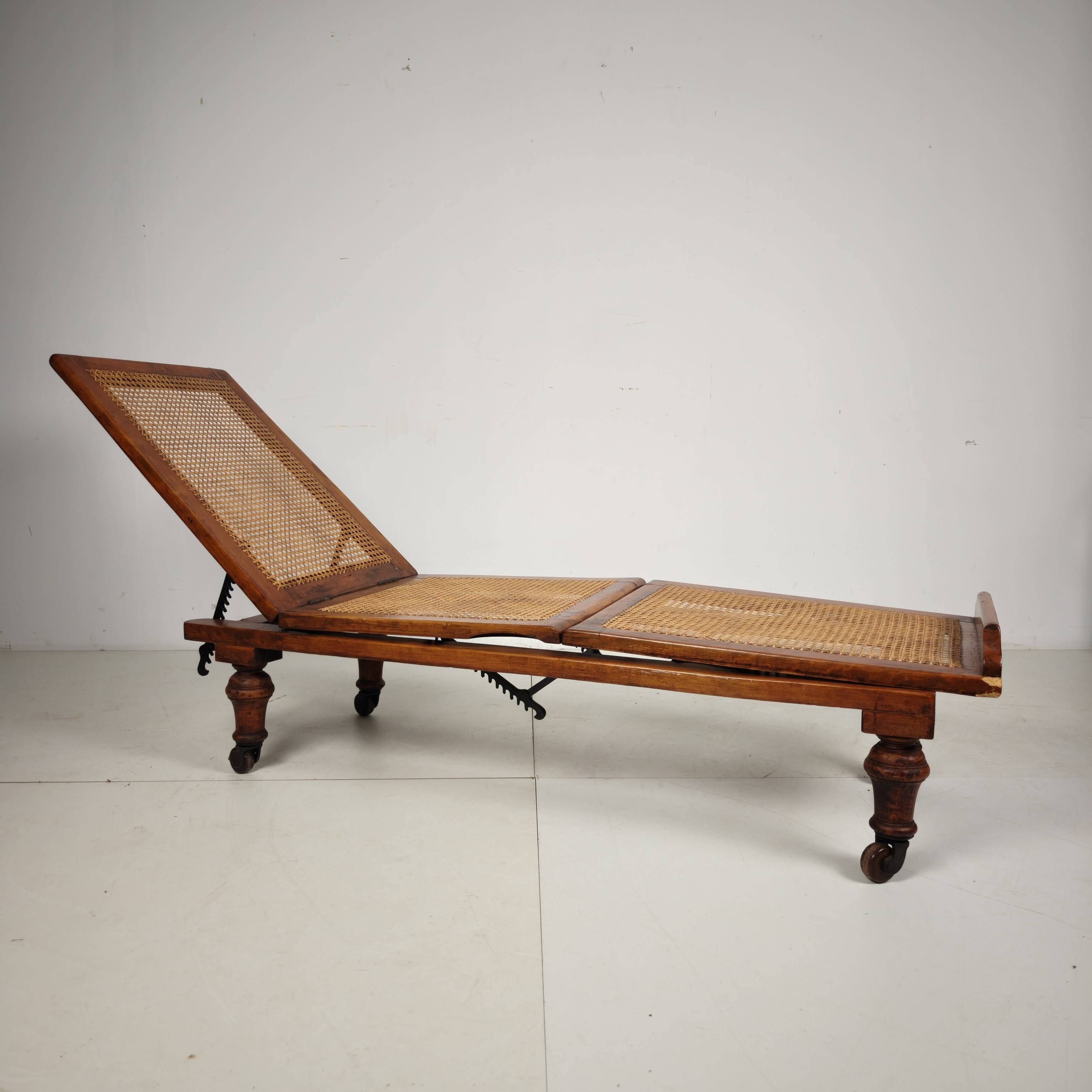19th Century J. Carter of London Campaign Daybed