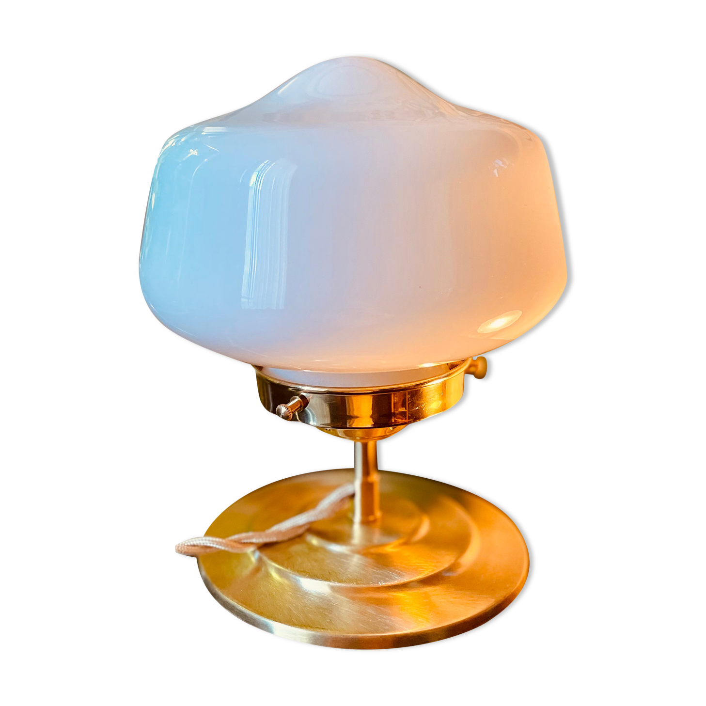 Old globe table lamp in white opaline molded glass - 70s