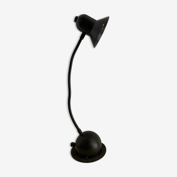 Lampe en métal noir articulée et réglable