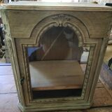Regency-style showcase