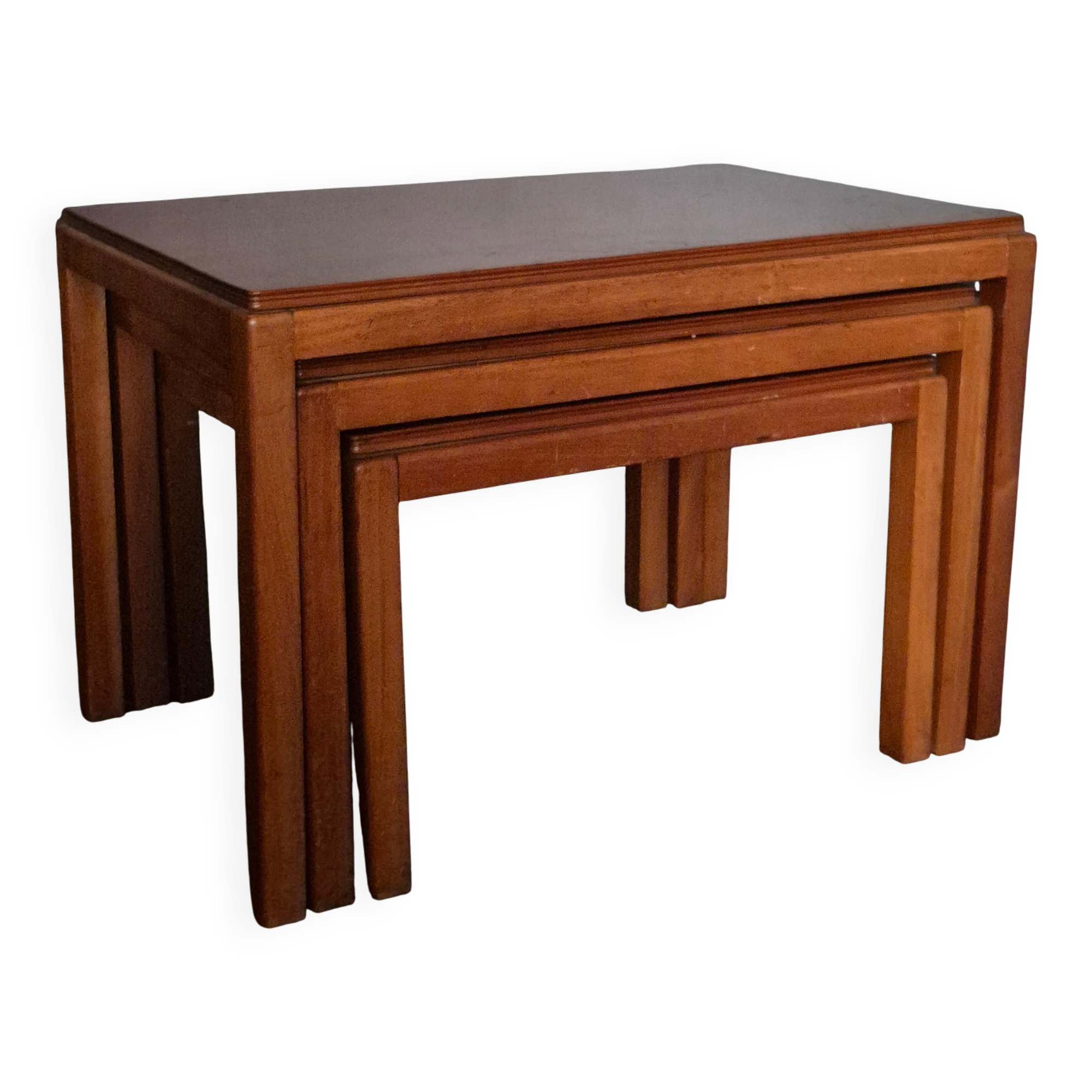 Classic nesting table (3) by Russell Gordon / Russel & Broadway, Midcentury Modern style