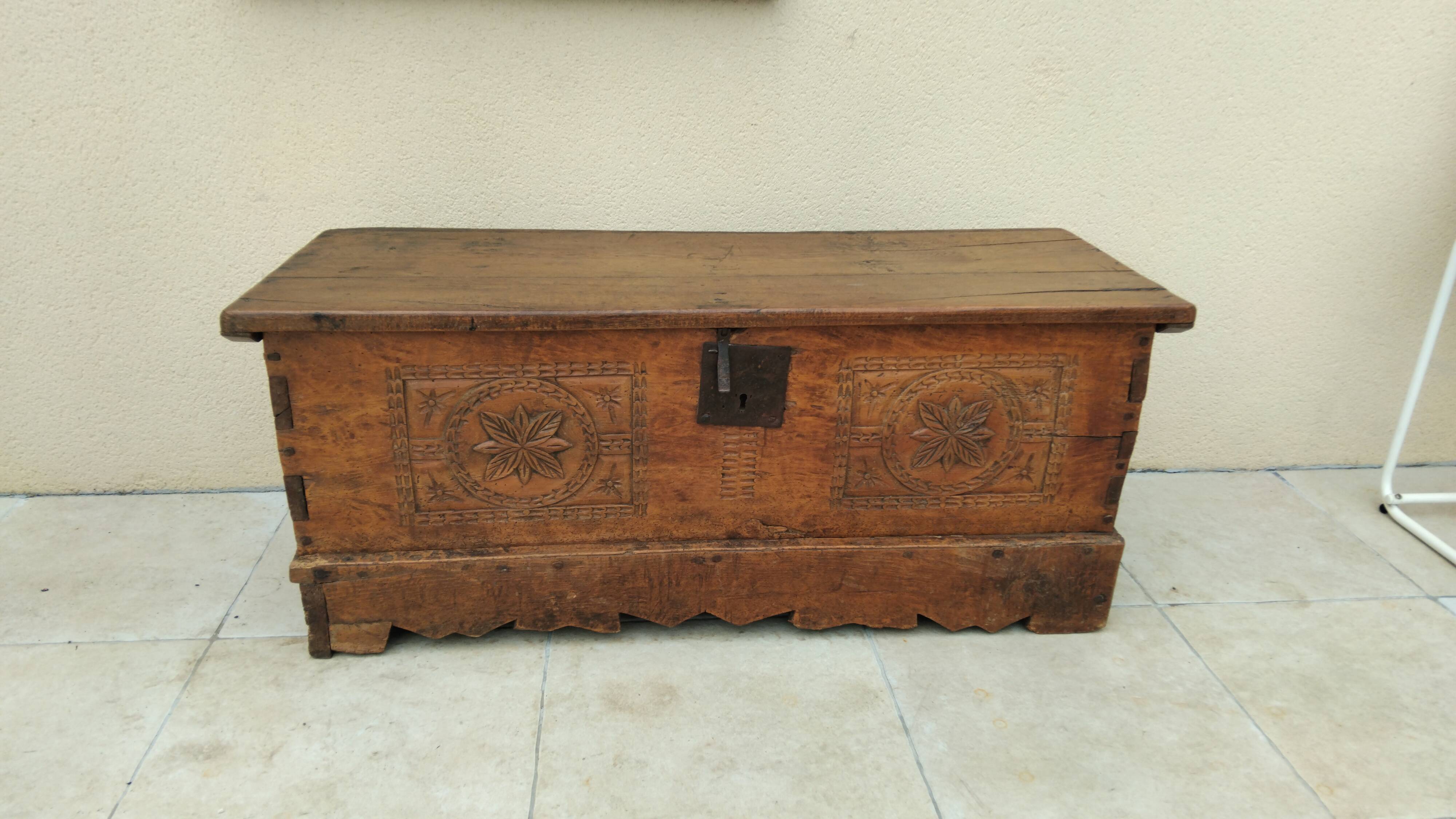 Antique marriage chest castle 17th century solid oak