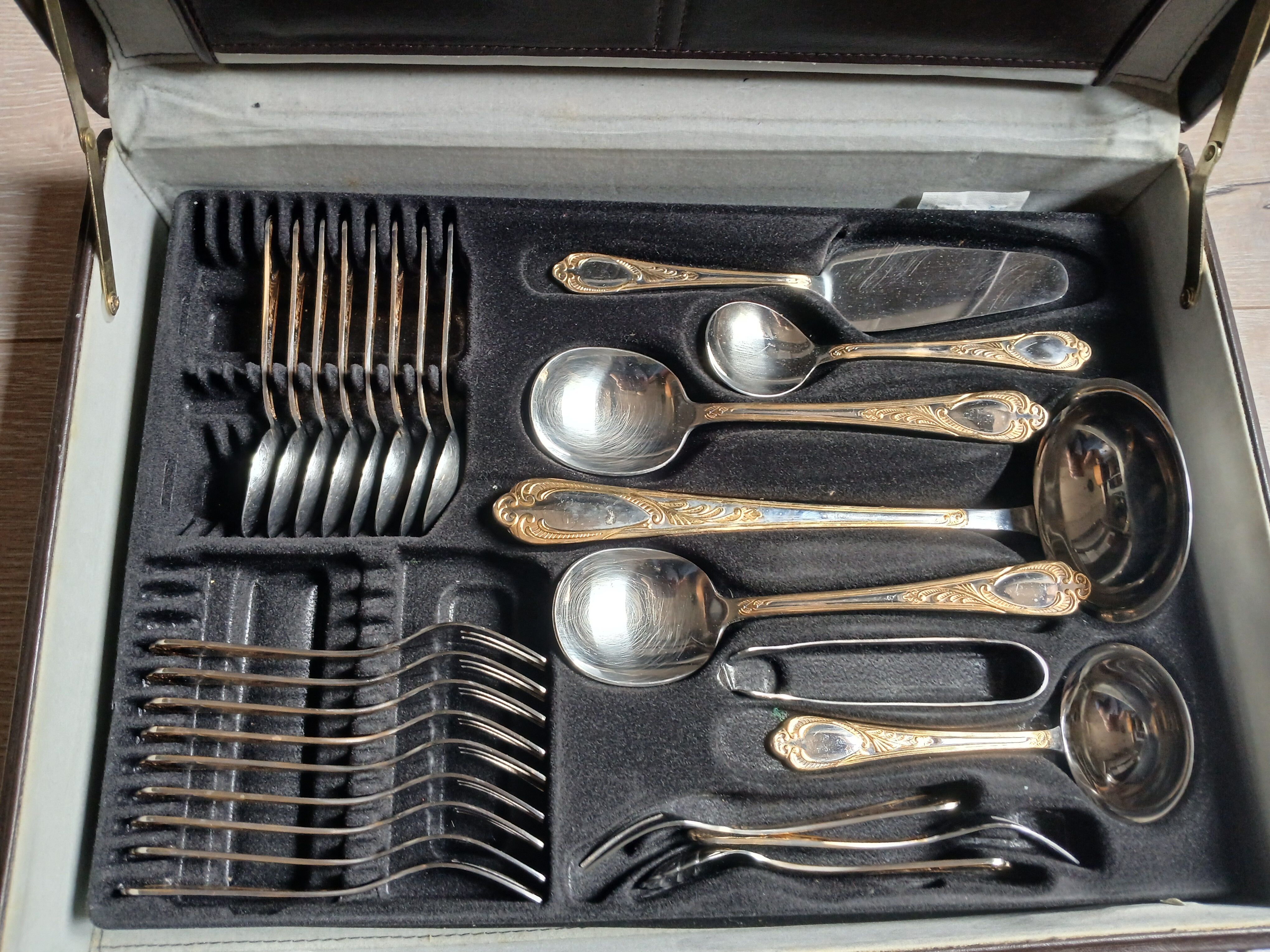 Ménagère de luxe SBS Solinger 63 pieces