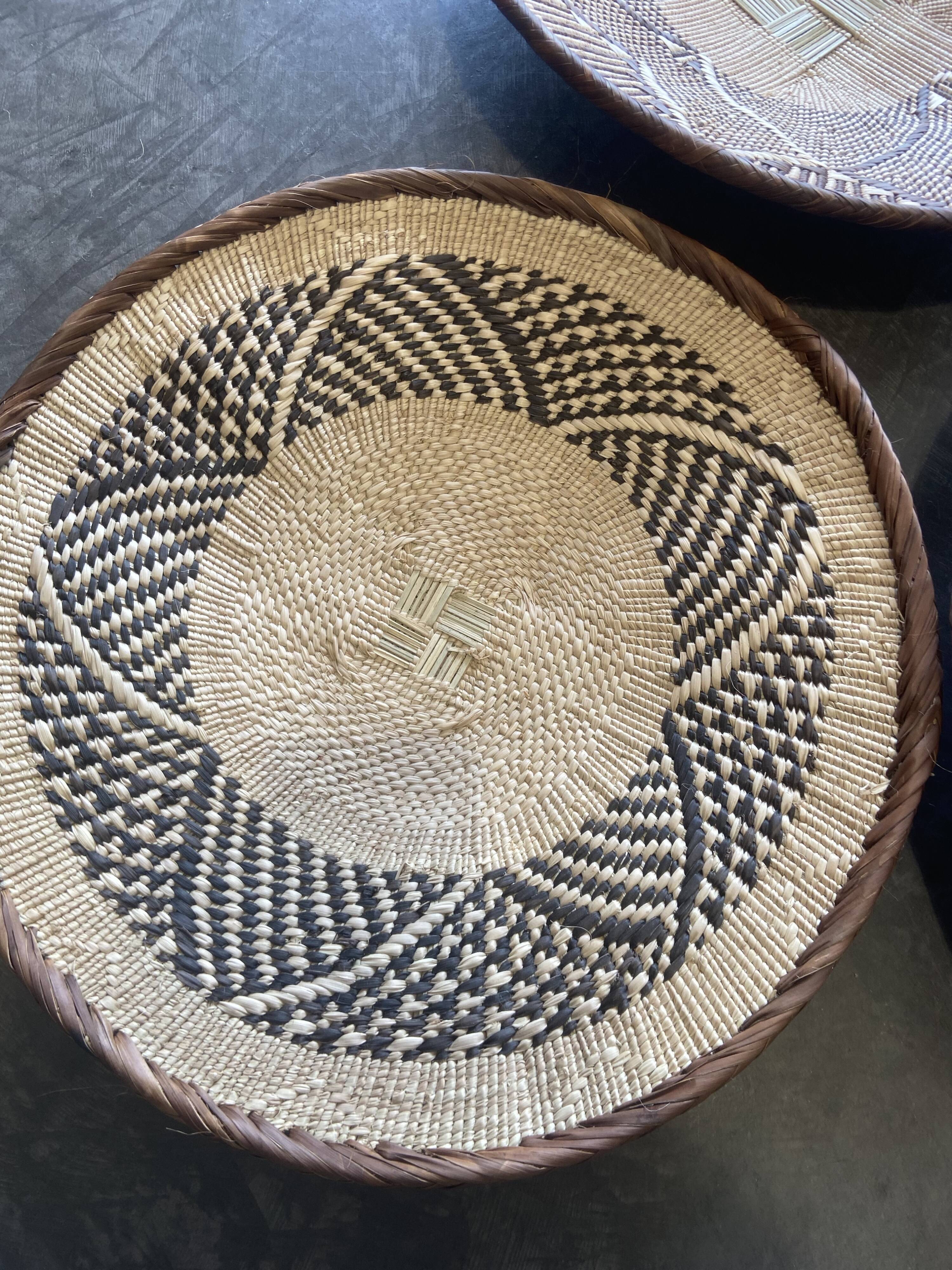 Batonga wall baskets