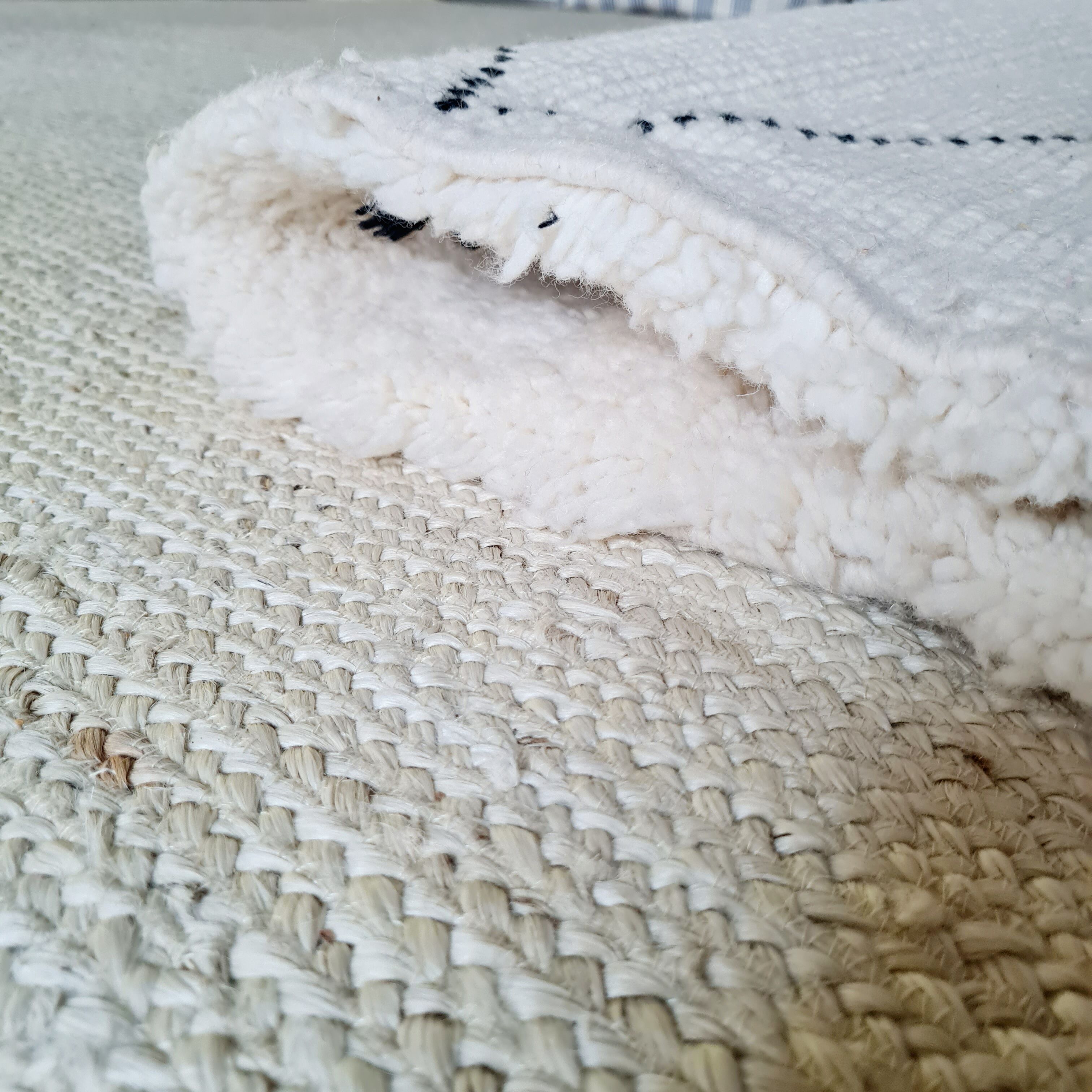 Carpet Beni Ouarain Middle atlas white wool
