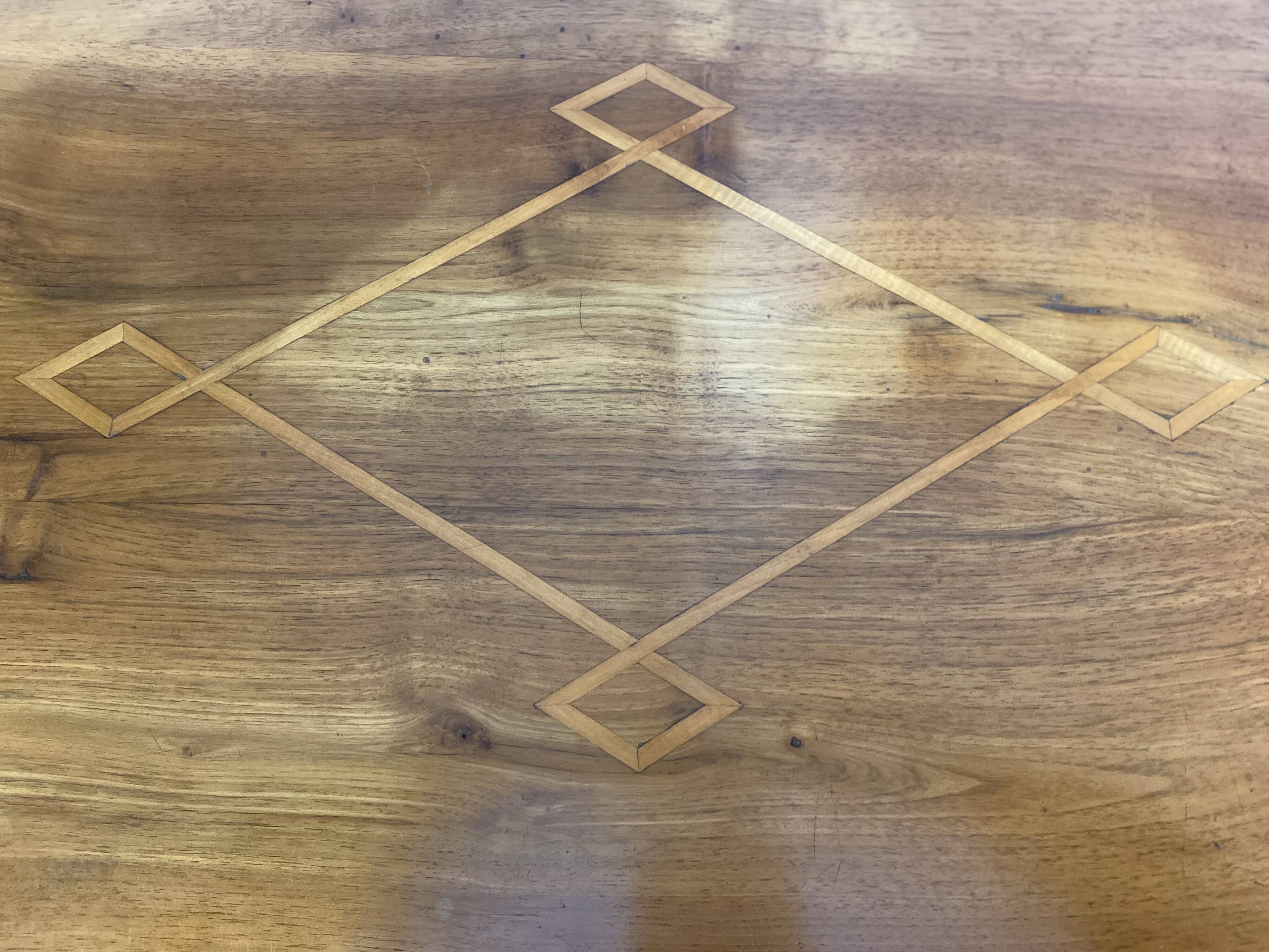 Louis Philippe chest of drawers in cherry wood