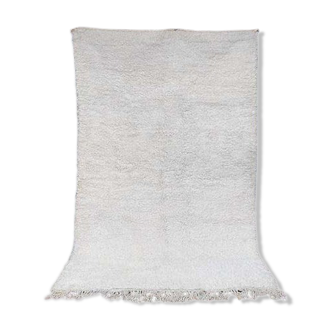 Plain Berber carpet 175x250 cm