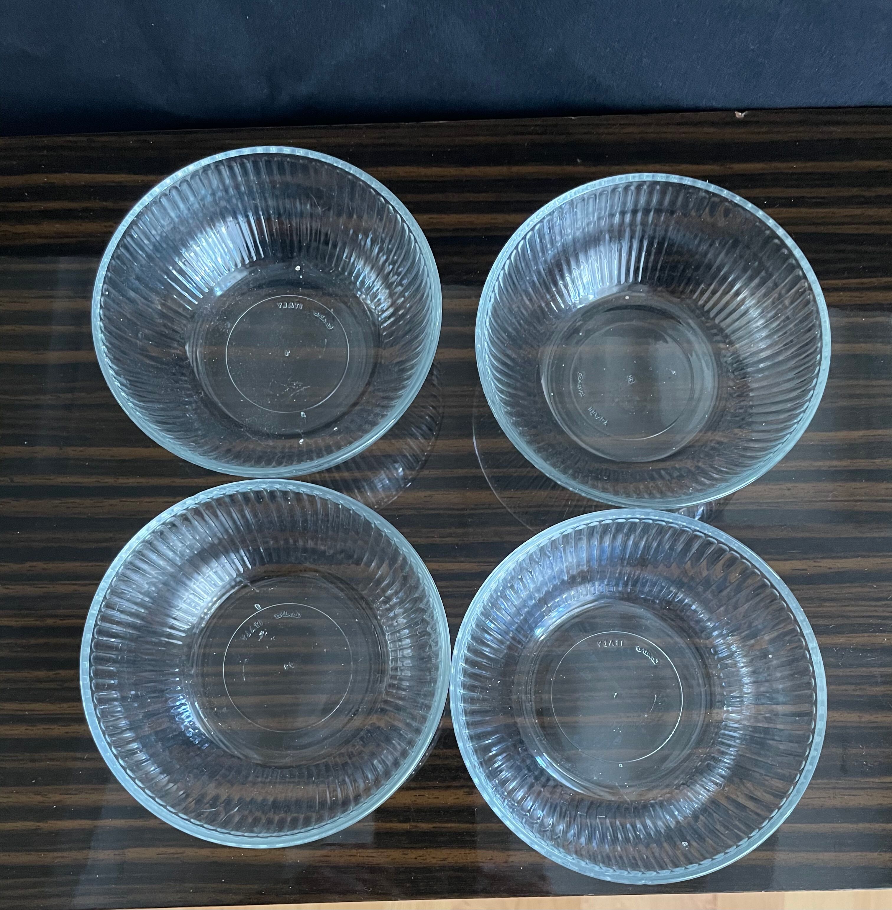 Set of 4 vintage covetro ramekins