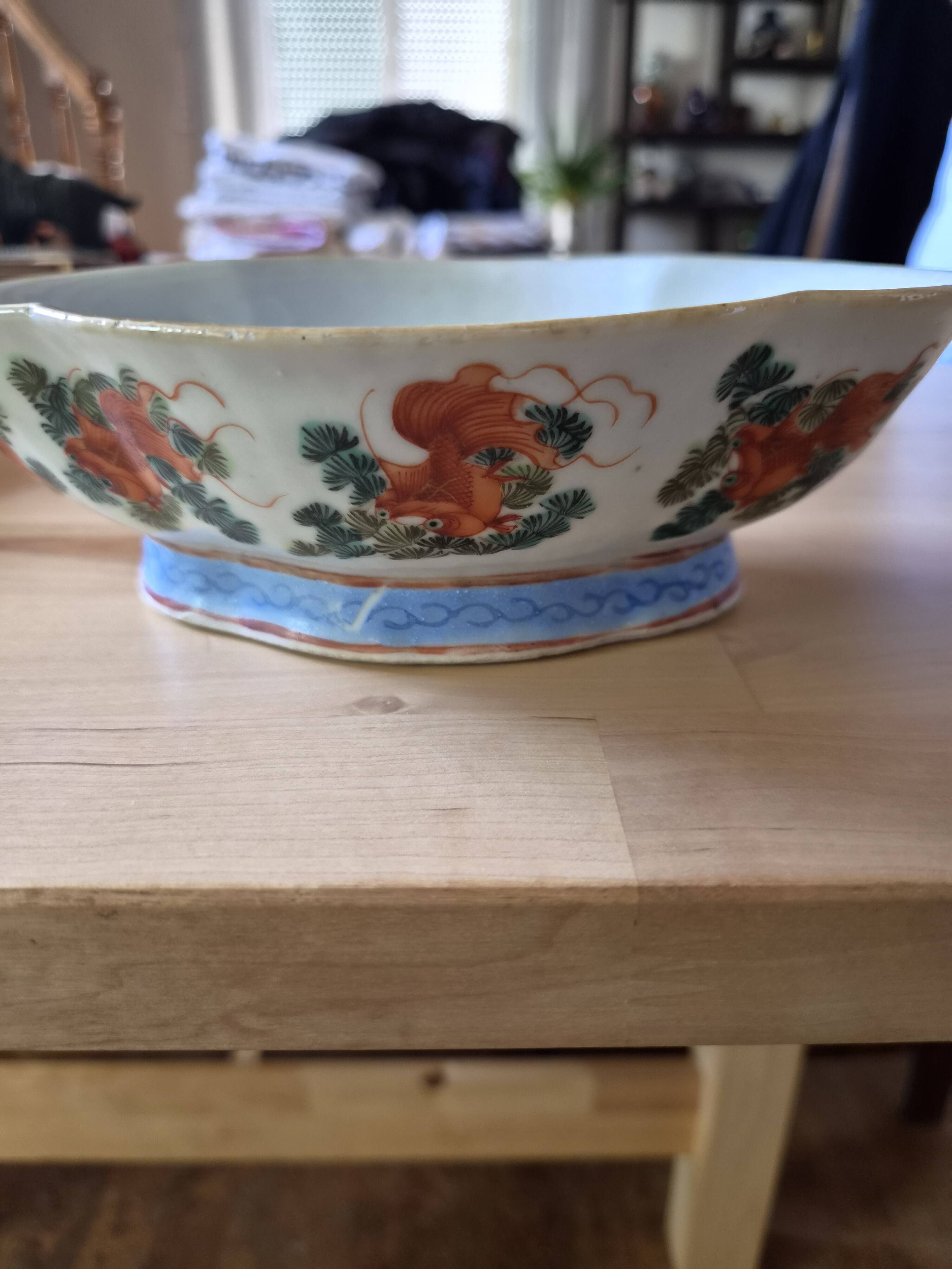 Chinese porcelain bowl