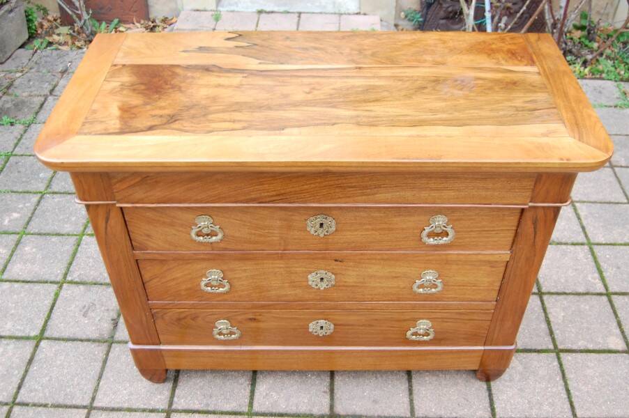 commode d époque louis philippe en noyer du 19e siécle