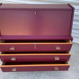 Right desk