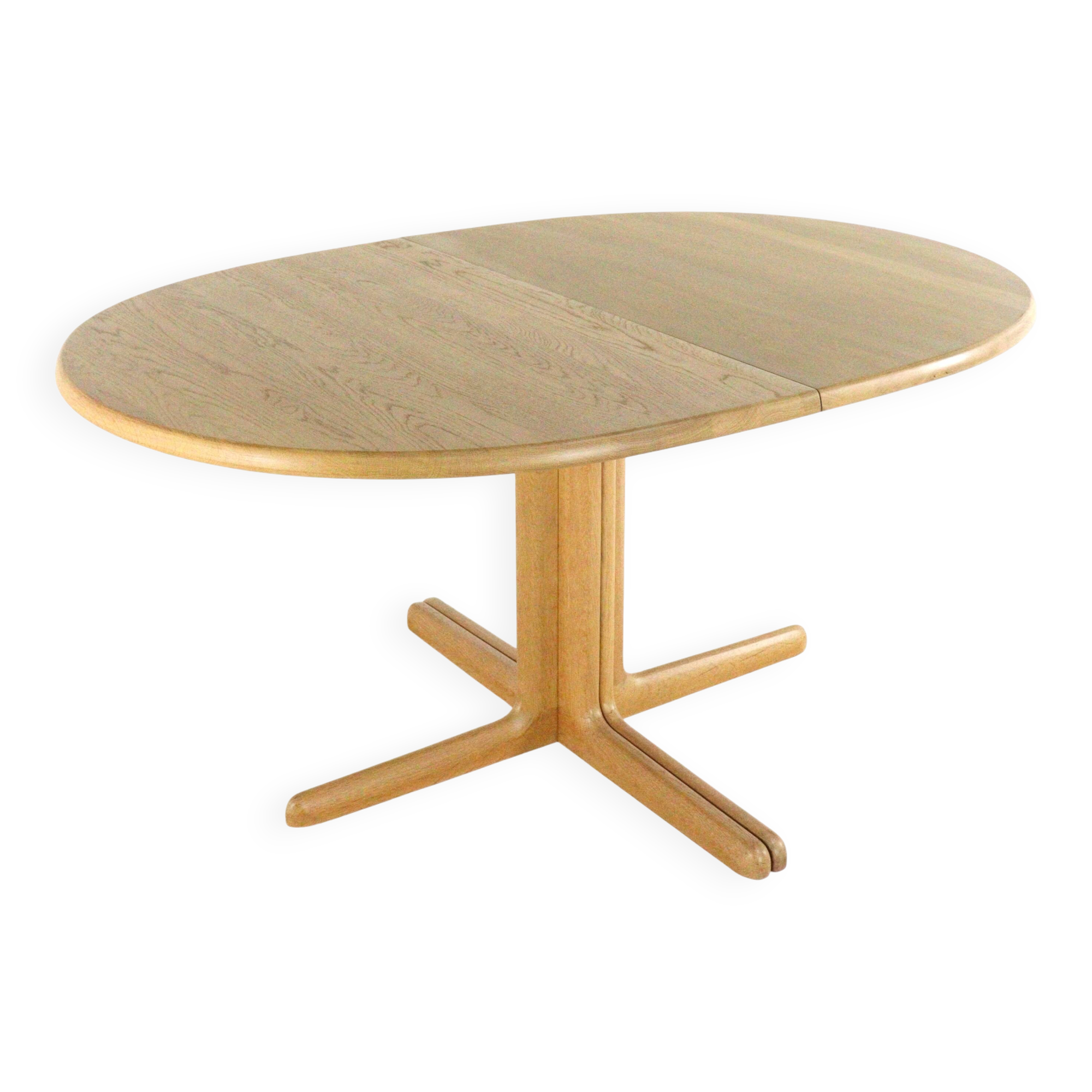Juul Kristensen for JK Møbler oval oak extendable dining table 'Nakskov'