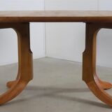 Round Danish Design dining room table extendable 'Auenwald'
